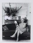 Dulcie Magnus holding an award